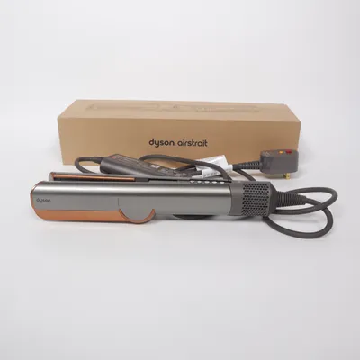 Hair straightener from Dyson