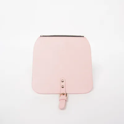 Väsktillbehör (Clässy Mini Pink Flap) från Gaston Luga Skinnimitation