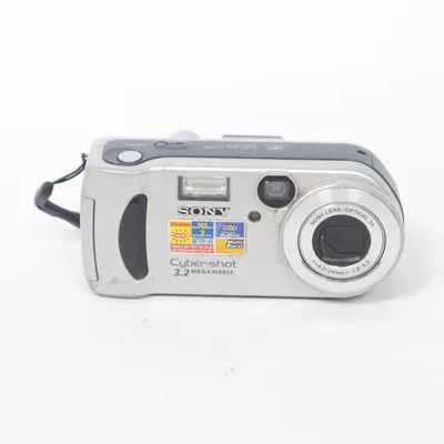 Kompaktkamera (DSC-P71) fra Sony