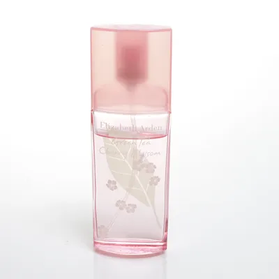 Eau de Toilette (Green Tea, Cherry Blossom) från Elizabeth Arden
