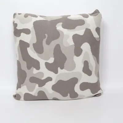 Prydnadskudde (Pillow Safari, Grey) från Wilma & Louise Ekologisk bomull