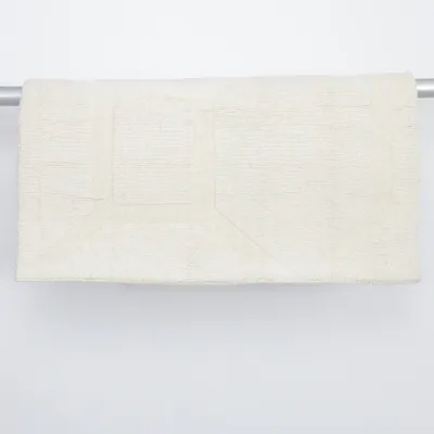 Kortluggad matta (Entrance, Bone White) från Layered