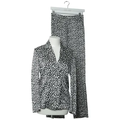 Ensemble (Noir, Blanc) de Teotoki