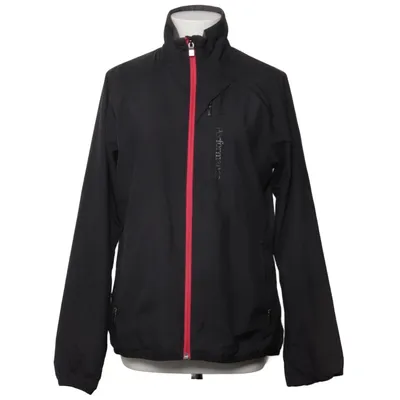 Shell jacket (Black, Red) from Peak Performance Recycled polyester