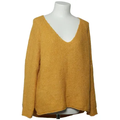 Tröja (Gul) från Stradivarius Basics