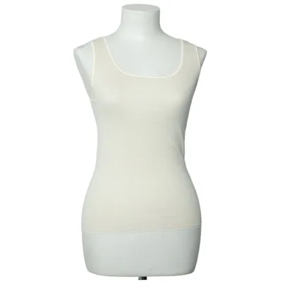 Haut de vêtement sculptant (Beige) de Calida Bodywear