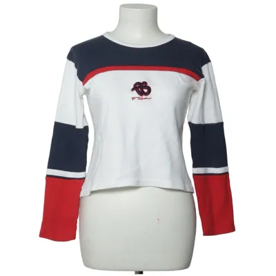 Langærmet t-shirt (Hvid, Blå, Rød) fra Fubu