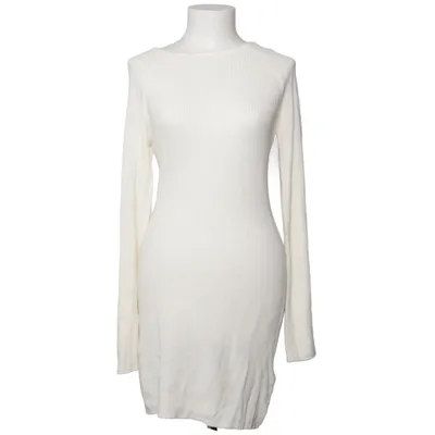 Klänning (Open Back Lace Detail Knitted Mini Dress) från NA-KD Akryl, Bomull