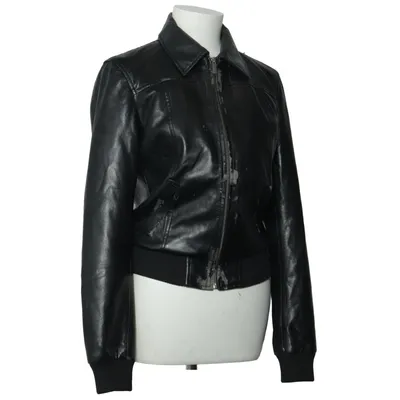 Jacka (Svart) från Aritzia Kupro, Elastan, Polyester, Polyuretan