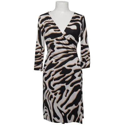 Kleid (Schwarz, Beige, Weiß) von Diane von Furstenberg Seide
