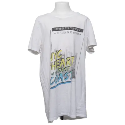 T-shirt (White, Multicolored) from Chapter Young