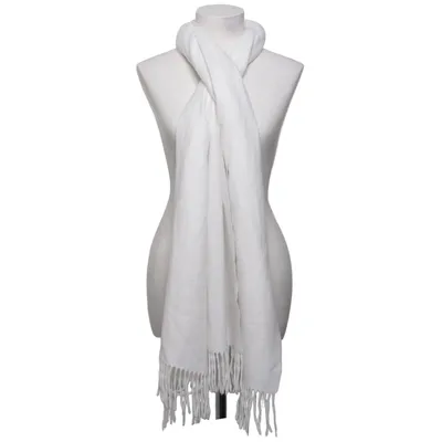 Écharpe (Blanc) de Gerunsi
