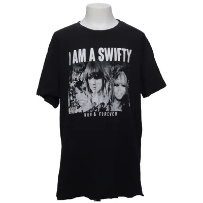 T-shirt (Black) from Celebrity Icons Cotton