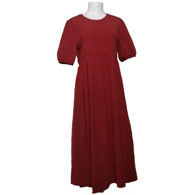 Robe (Rouge) de Reserved Polyester