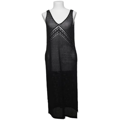 Beach dress (Black) from Reserved Acrylic