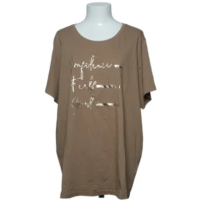 T-shirt (Brown) from Simple Wish Cotton