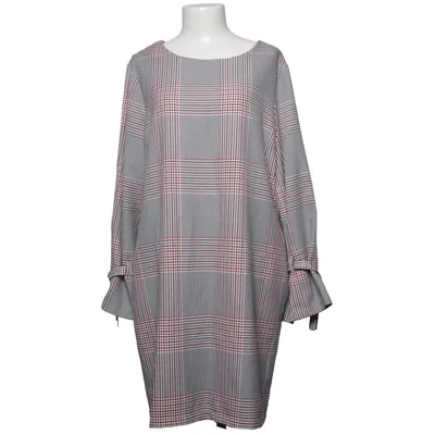 Dress (Gray, Black, Red) from Adika Elastane, Polyamide, Polyester