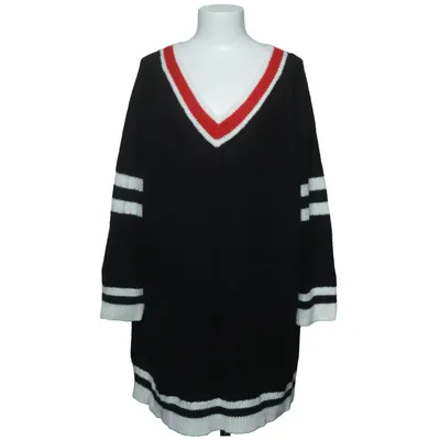 Pull-over (Noir, Blanc, Rouge) de Glamorous Curve