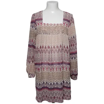 Robe (Beige, Rouge, Multicolore) de Yessica