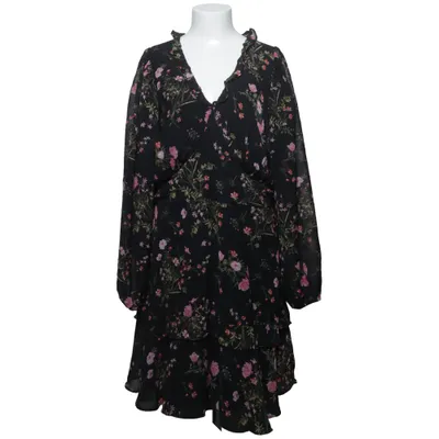 Jurk (Zwart, Roze, Groen) van Vero Moda Curve Polyester