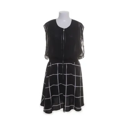 Kjole (Sort, Hvid) fra L.B.C. Polyester