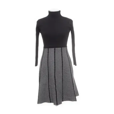 Klänning (Svart, Vit) från Chicwish Akryl