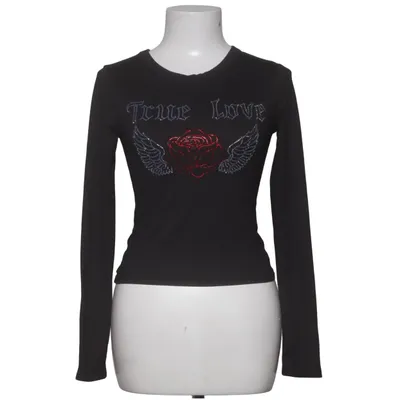 Long sleeve T-shirt (Black) from Charlotte Russe