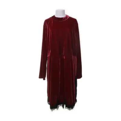 Klänning (Röd) från Glamorous Curve Polyester