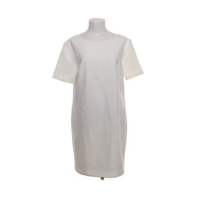 Jurk (SQUARE BACK T-SHIRT DRESS) van NLY Eve Elastaan, Polyester