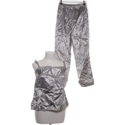 Set (Grå, Silverfärgad)