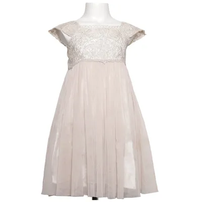 Brudnäbbsklänning (Beige) från Dorissa Polyester