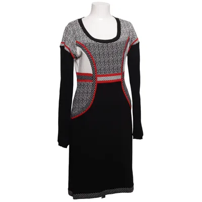 Robe (Noir, Blanc, Rouge) de Pianura Studio