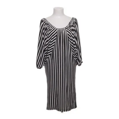 Robe (Noir, Blanc) de Moss Copenhagen