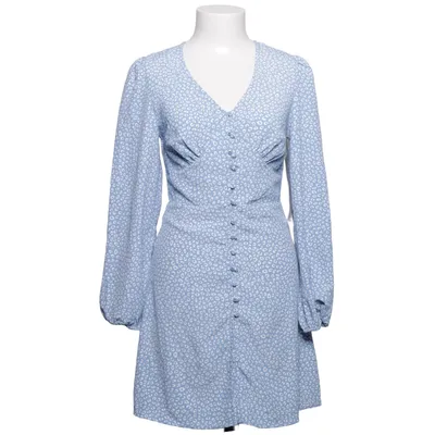 Robe (Bleu, Blanc) de Nelly x Glamorous Polyester