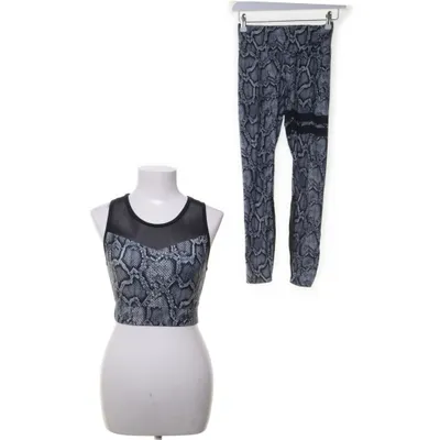 Sportswear set (Gray) from Stronger Polyester, Elastane
