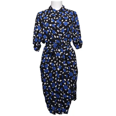 Robe chemise (Noir, Bleu, Blanc) de Monki
