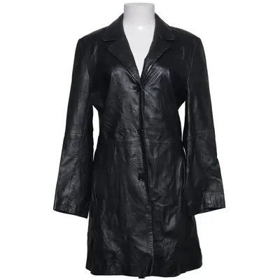 Ledermantel (Schwarz) von Jake*s Acetat, Leder