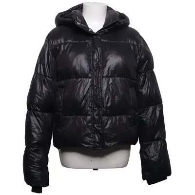 Veste d'hiver (Short Puffer Jacket) de NLY Trend Polyamide, Polyester
