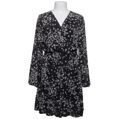 Klänning (Svart, Vit, Flerfärgad) från Hailys Polyester, Viskos