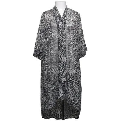 Kaftan (Svart, Vit) från Bik Bok