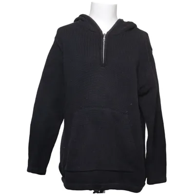 Huvtröja (Svart) från Casual Ull