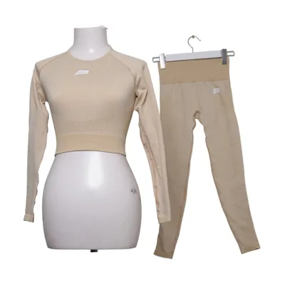 Sportswear set (Beige) from Pursue Fitness
