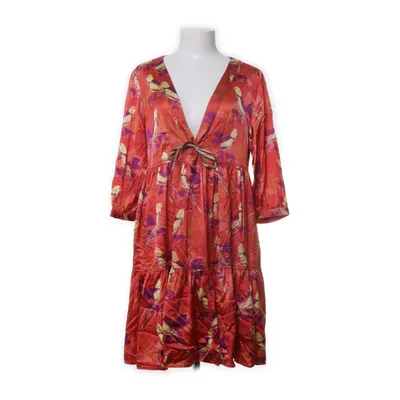 Klänning (Röd, Lila, Gul) från Smirk Viskos