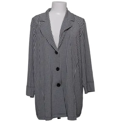 Blazer (Black, White) from Yoek