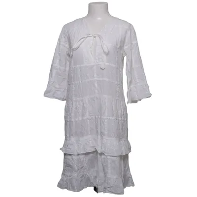 Robe (Blanc) de Silke