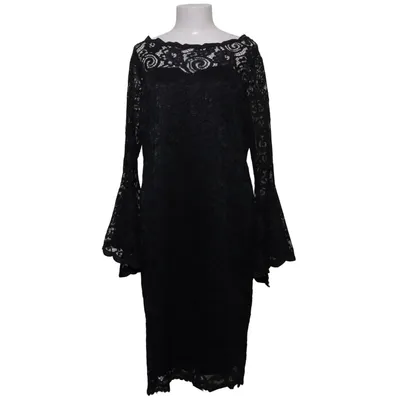 Robe (Noir) de Arin Élasthane, Polyester