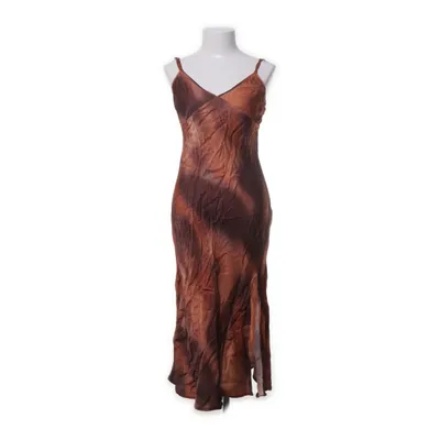 Robe longue (Marron, Orange) de Bershka Viscose
