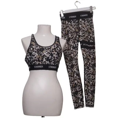 Sportswear set (Beige, Black) from Stronger Elastane, Polyester
