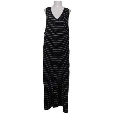 Robe longue (Calf V-Neck Dress) de ONLY Carmakoma Coton biologique