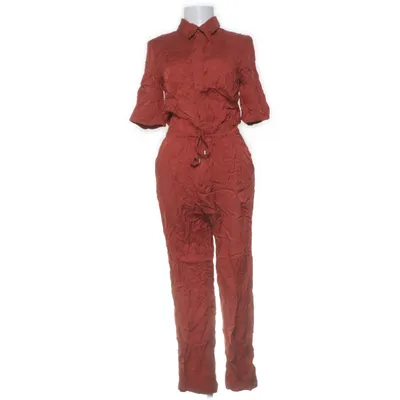 Byxdress (Röd) från Soaked in Luxury Viskos